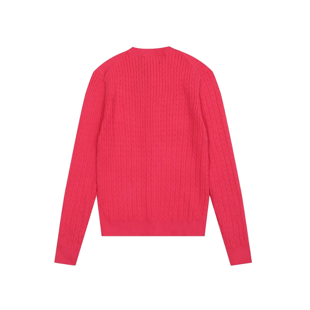 🅿️210 "Top quality" Style number: DS005# (not off the shelves all year round) [Ralph Lauren round neck solid color pony embroidered logo knitted cardigan long sleeves] ✅Ralph Lauren classic basic versatile twist knitted cardigan long sleeves ✅Main supplier platform live broadcast Wholesale entities Replenish when out of stock Not off the shelves ✅ZP quality 1:1 version Scan the code to enter the GF website Counter quality ✅Details and quality are the only one in Guangzhou. Imported quality cotton yarn, focusing on high-end, cost-effective, good quality needless to say. ✅The same style as Zhao Lusi is really amazing, so sweet, so beautiful. This cardigan is really good-looking. Rose red and white label Big red and blue label